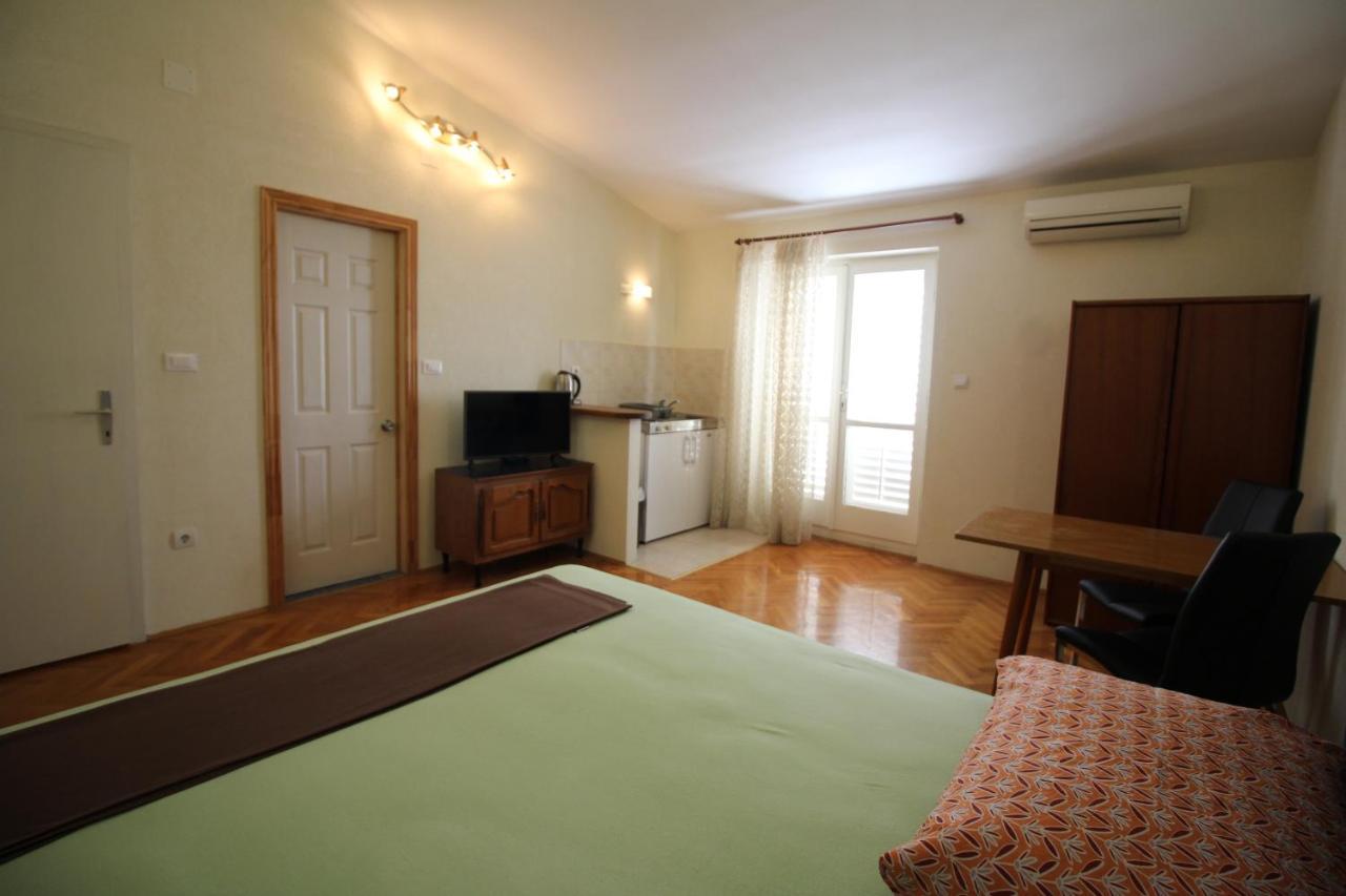 Apartmán Makarska Centre & Free Private Parking Exteriér fotografie