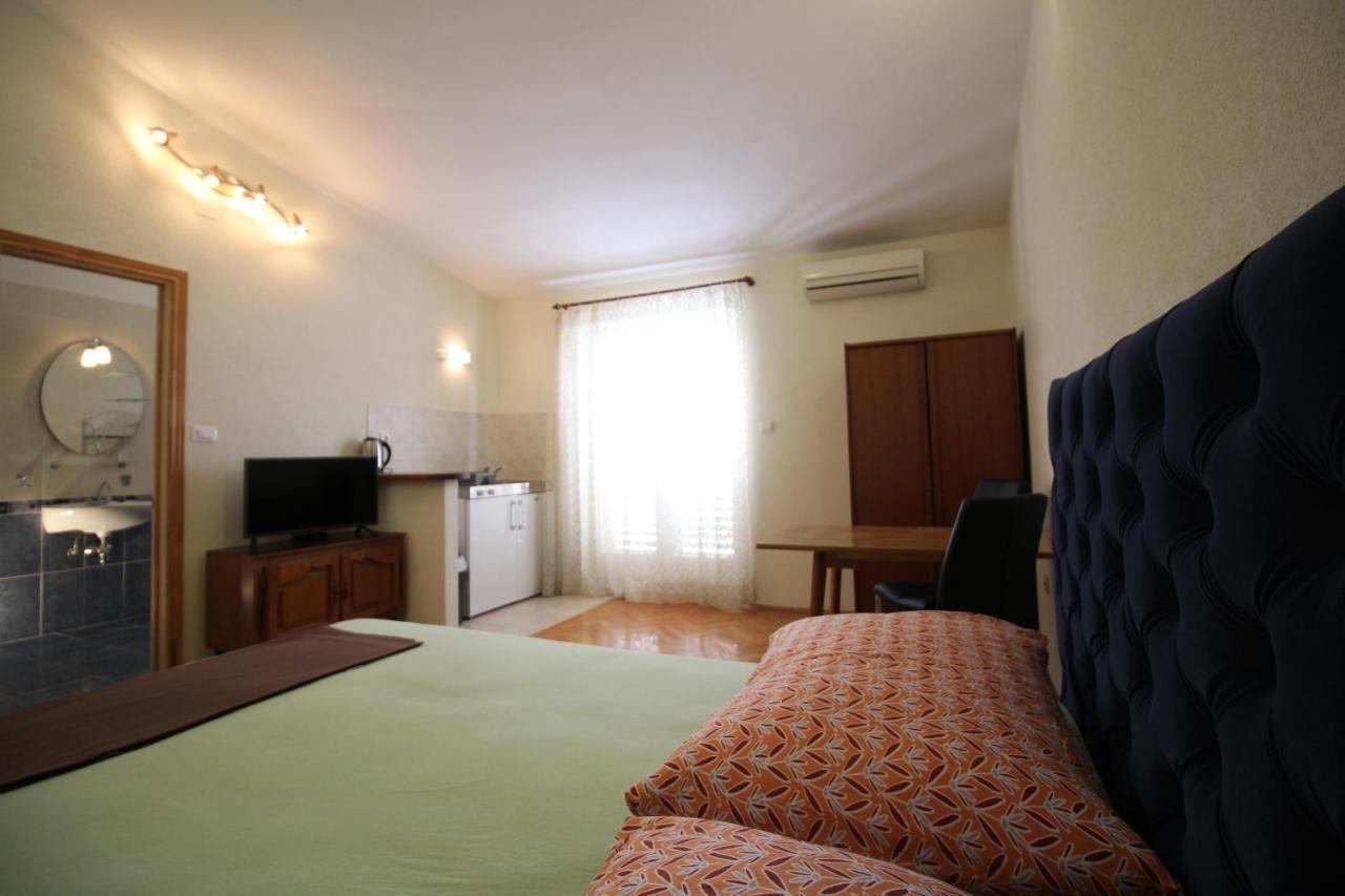 Apartmán Makarska Centre & Free Private Parking Exteriér fotografie